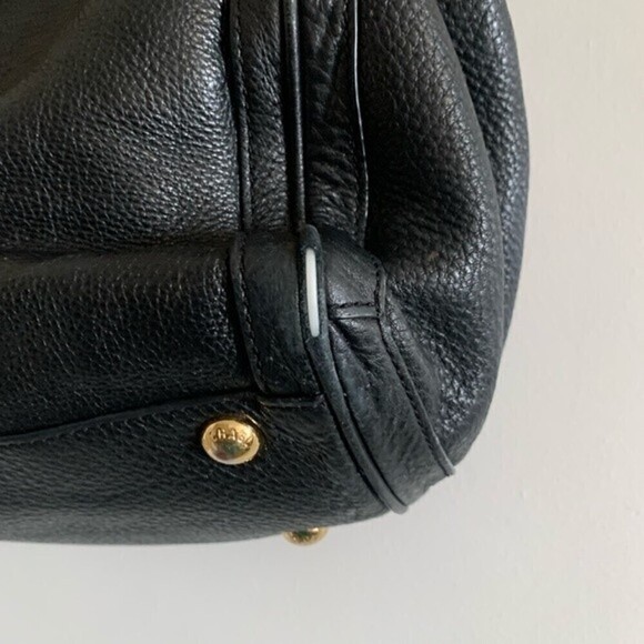 - Michael Kors Hudson Tote Satchel Leather Bag - Picture 6 of 10